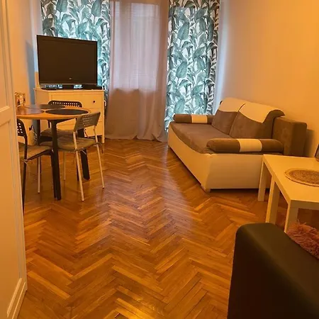 Carmen Apartments4u - Pomorska 82 *