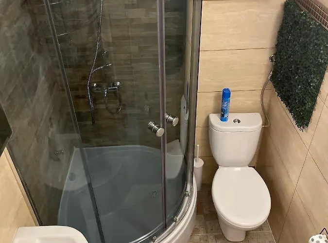 Carmen Apartments4u - Pomorska 82 דירה *